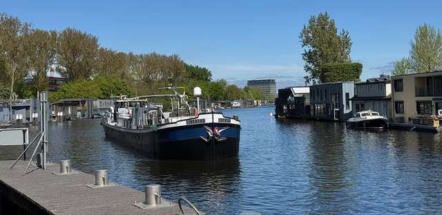 De Libertas op het water